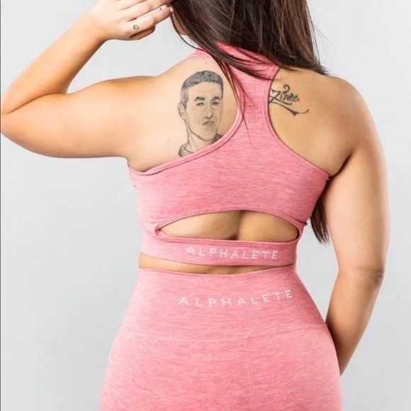 Alphalete Aero Sports Bra A1 - Picture 1 of 8